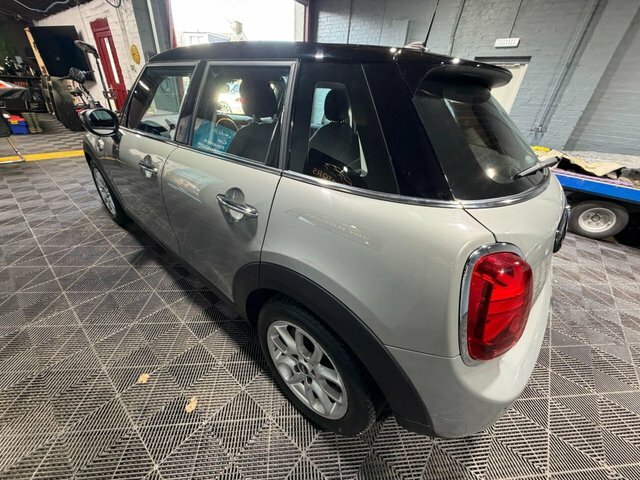 Mini Hatch 2020 1.5 Cooper Classic Hatchback Manua ST70UCW Grey #5