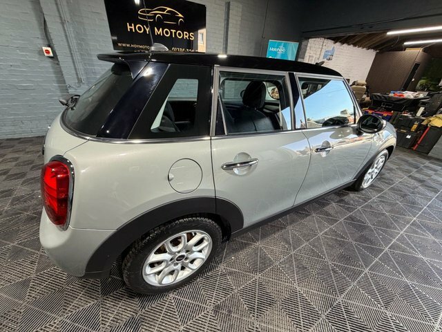 Mini Hatch 2020 1.5 Cooper Classic Hatchback Manua ST70UCW Grey #3