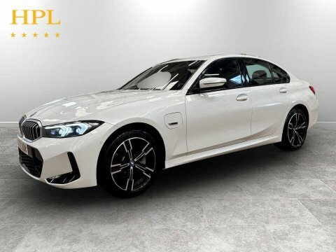 BMW 3 Series 2023 72 2.0 NG72UDW #3