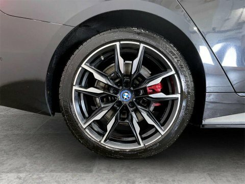 BMW i4 2022 72 40 #10