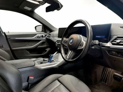 BMW i4 2022 72 40 #12