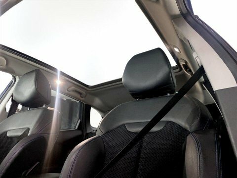 Renault Kadjar White #17