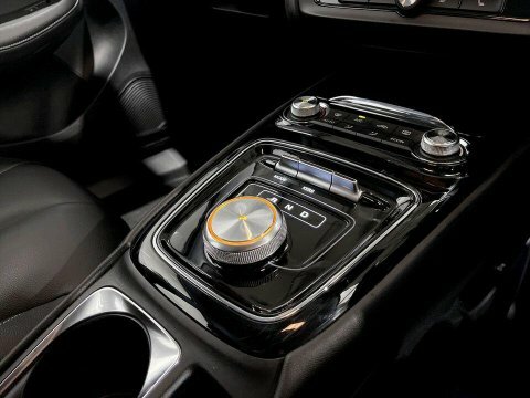 MG MG5 Electric Silver #17