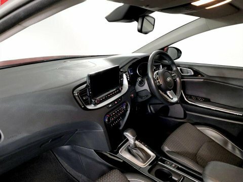 Kia Xceed Hatchback Black #15