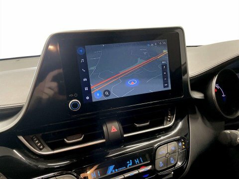 Toyota C-Hr 1.8 Hybrid Dynamic Cvt  #16