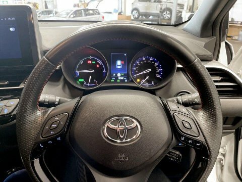 Toyota C-Hr 1.8 Hybrid Dynamic Cvt  #13