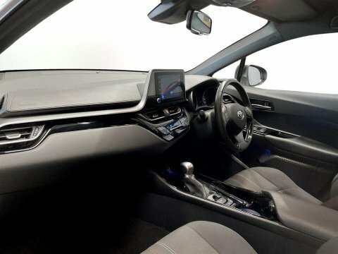 Toyota C-Hr 1.8 Hybrid Dynamic Cvt  #15
