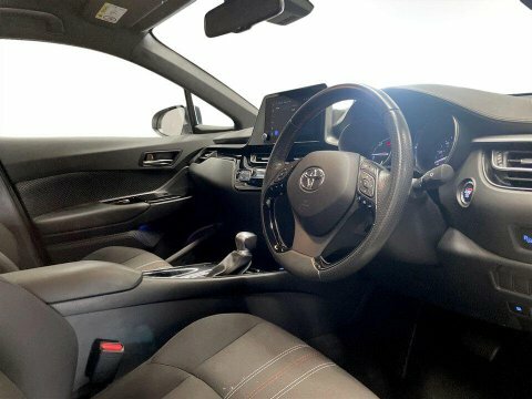 Toyota C-Hr 1.8 Hybrid Dynamic Cvt  #12