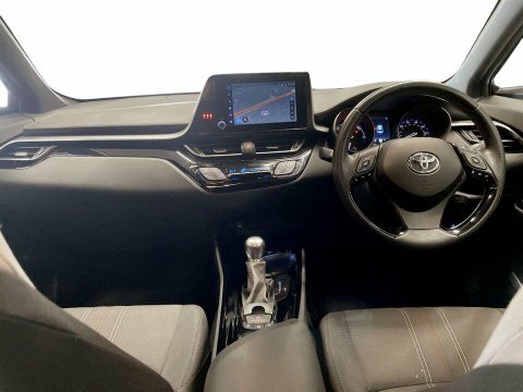 Toyota C-Hr 1.8 Hybrid Dynamic Cvt  #19