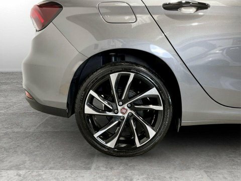 Fiat Tipo 1.6 E-torq Easy Plus White #10