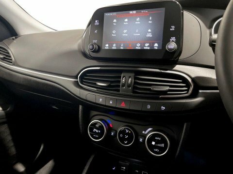 Fiat Tipo 1.6 E-torq Easy Plus White #18