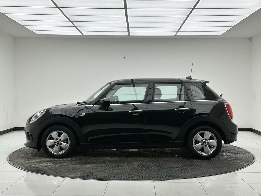 Mini Hatch 1.5 Cooper Classic Hatchback Steptronic HN20YWF Black #4