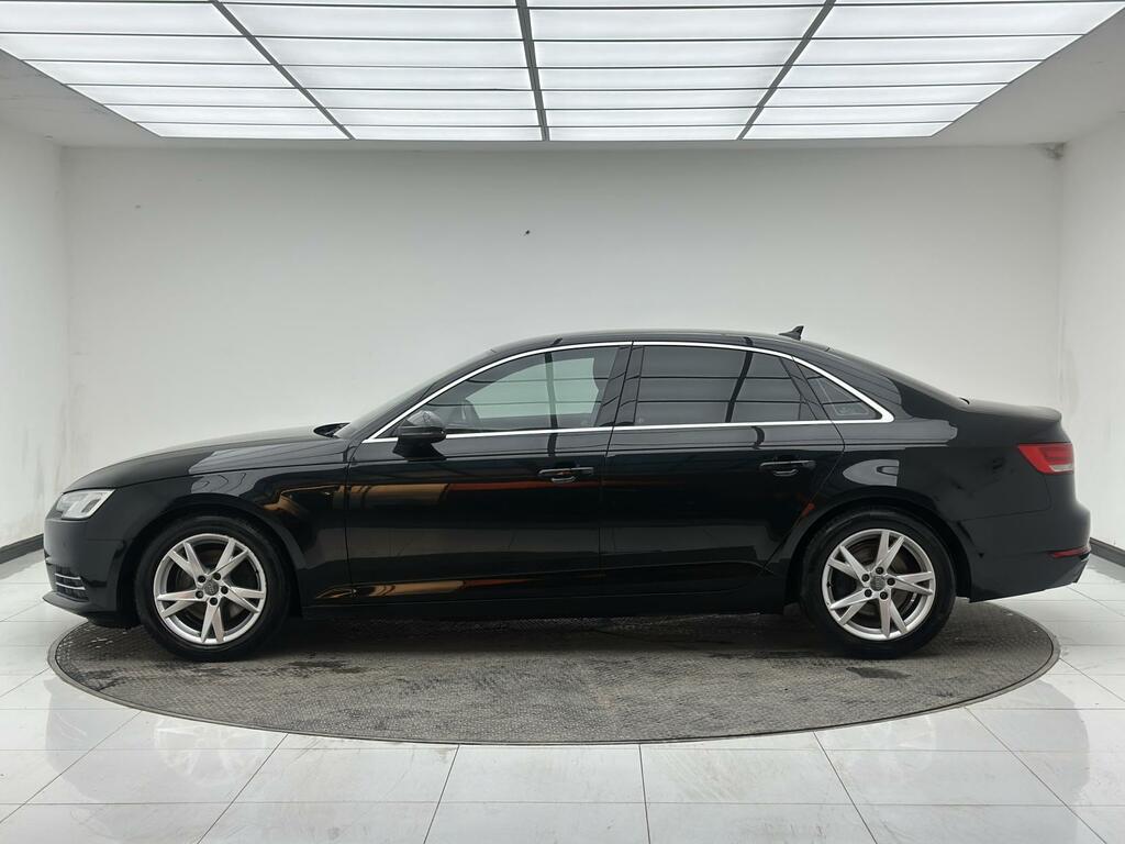 Audi A4 2.0 Tdi 35 Sport Saloon S Tronic Euro 6 CE68GVU Black #4
