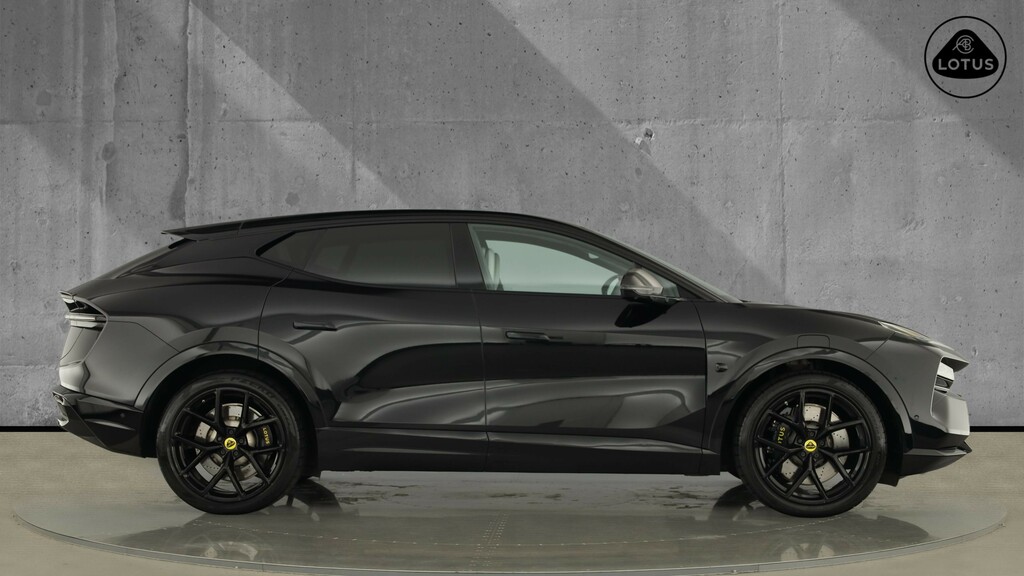 Lotus Eletre R Black #3
