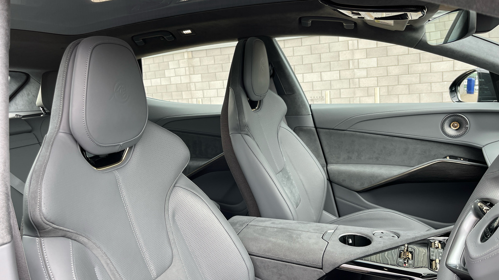 Lotus Eletre Suv Black #4