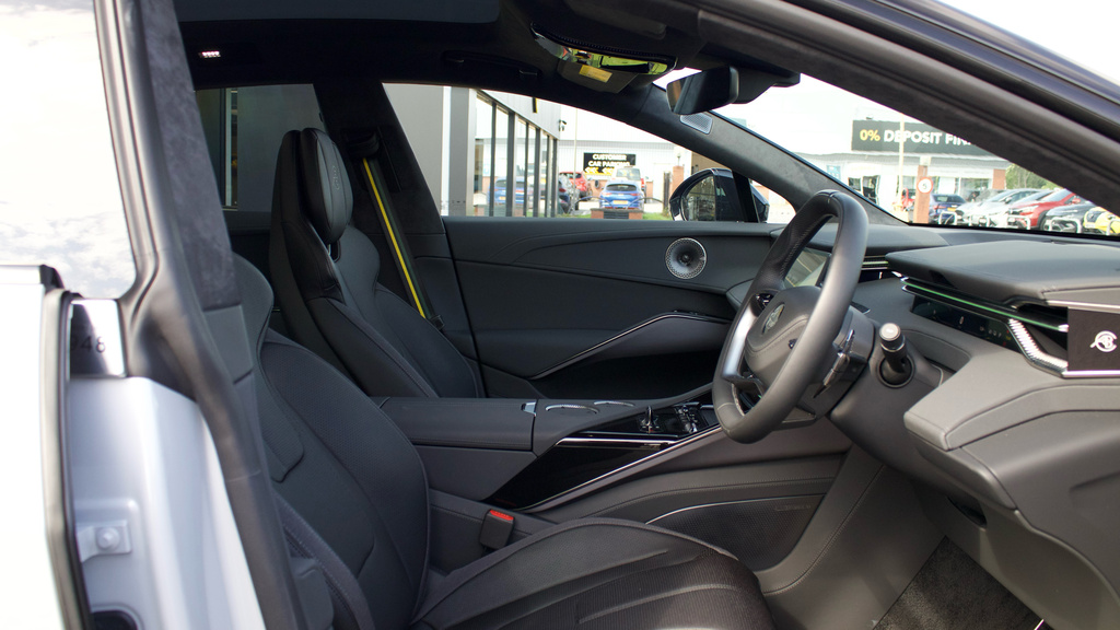 Lotus Eletre 600 Sport Se MF75KNX White #5