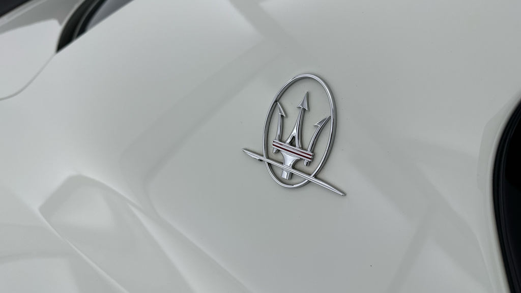 Maserati GranTurismo 2016 16 4.7 Blue #34