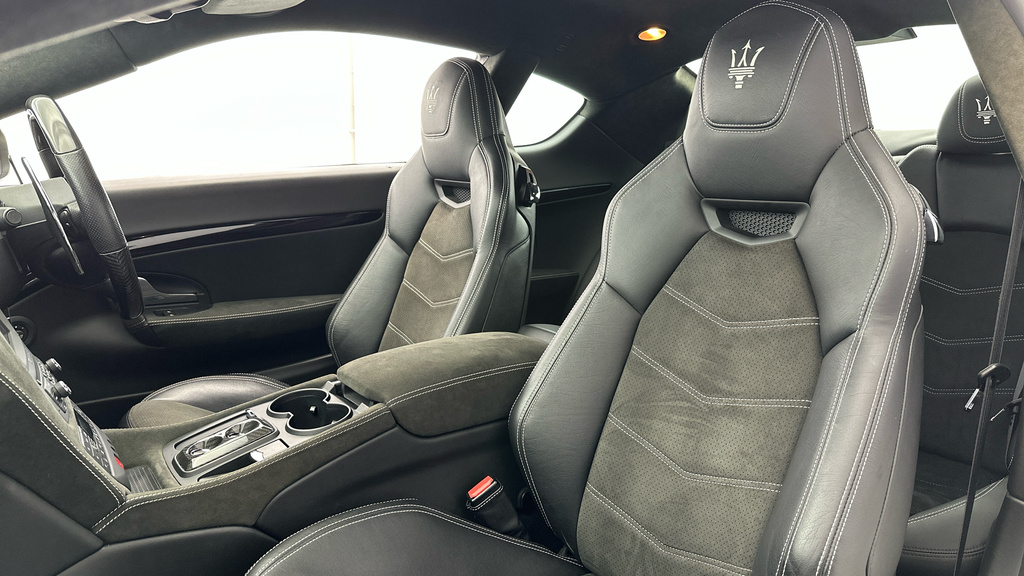 Maserati GranTurismo 2016 16 4.7 Blue #28