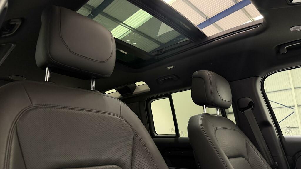 Land Rover Defender 110 5.0 P525 V8 Carpathian Edition Suv DP72HKZ Grey #3
