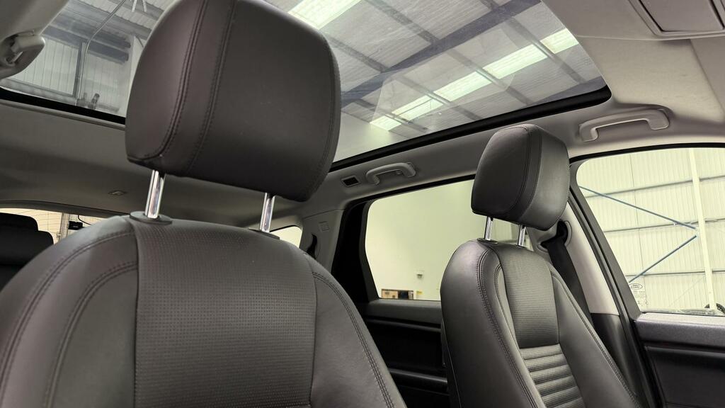Land Rover Discovery Sport 2.0 Td4 Hse Luxury Suv 4Wd Euro 6 Black #3