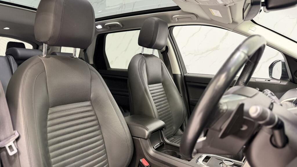 Land Rover Discovery Sport 2.0 Td4 Hse Luxury Suv 4Wd Euro 6 Black #4