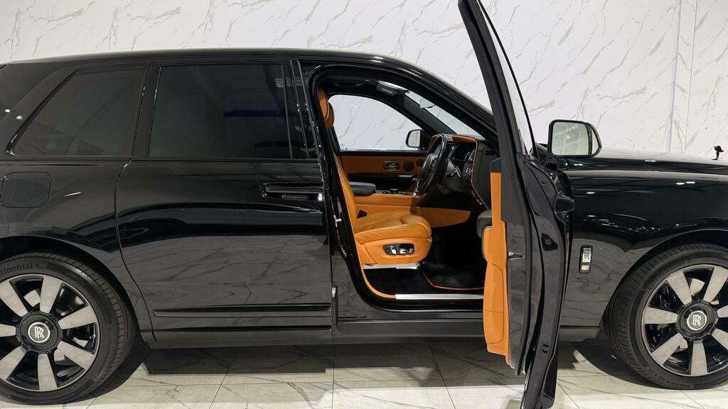 Rolls-Royce Cullinan Black Badge Grey #25