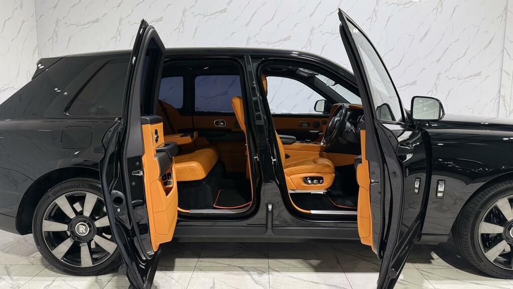 Rolls-Royce Cullinan 6.75 V12 Suv 4Wd Euro 6 563 Bhp AY22FTN Black #5