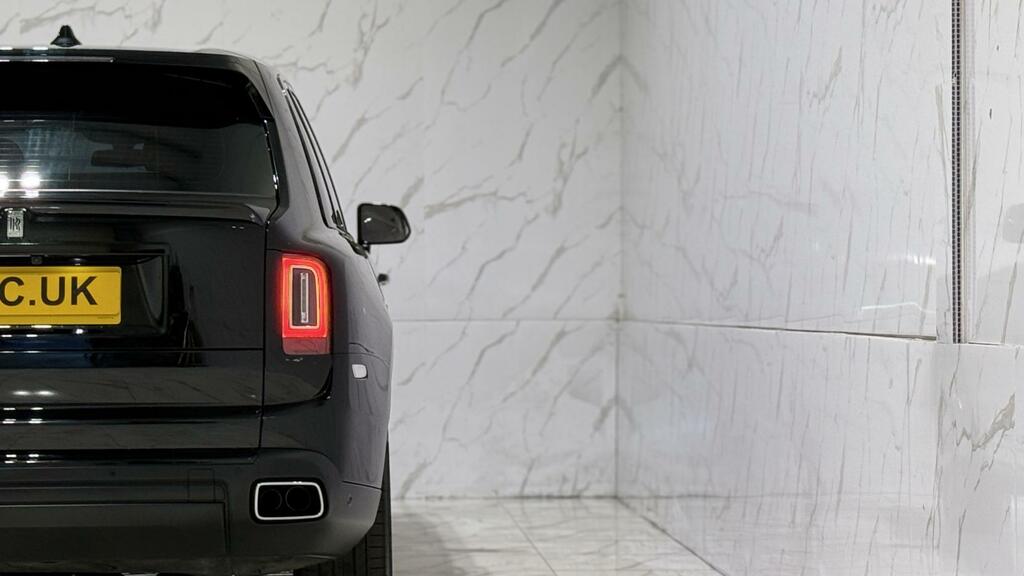Rolls-Royce Cullinan Black Badge Grey #65