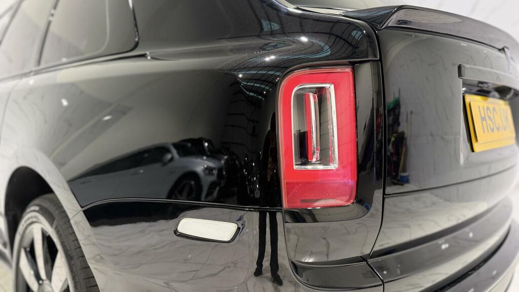 Rolls-Royce Cullinan Black Badge Grey #66