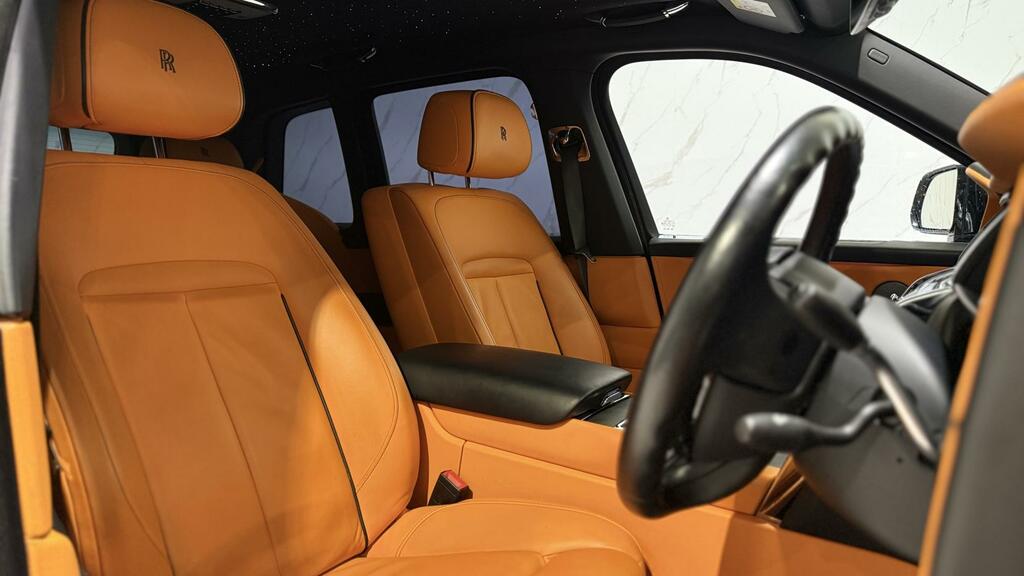 Rolls-Royce Cullinan 6.75 V12 Suv 4Wd Euro 6 563 Bhp AY22FTN Black #4