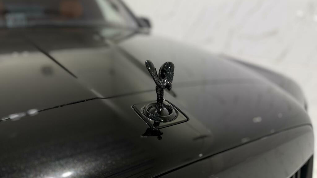 Rolls-Royce Cullinan Black Badge Grey #52