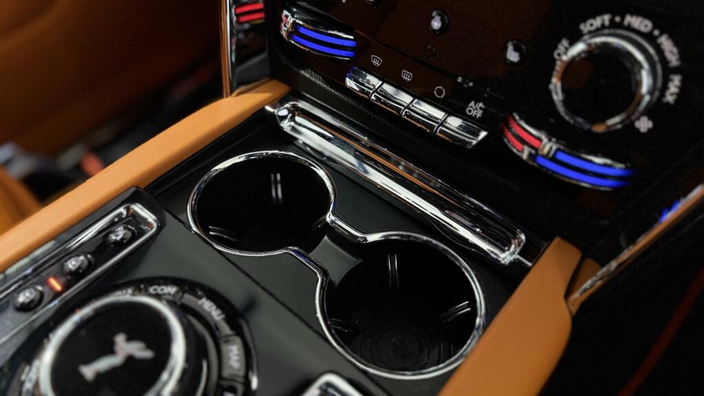 Rolls-Royce Cullinan Black Badge Grey #36