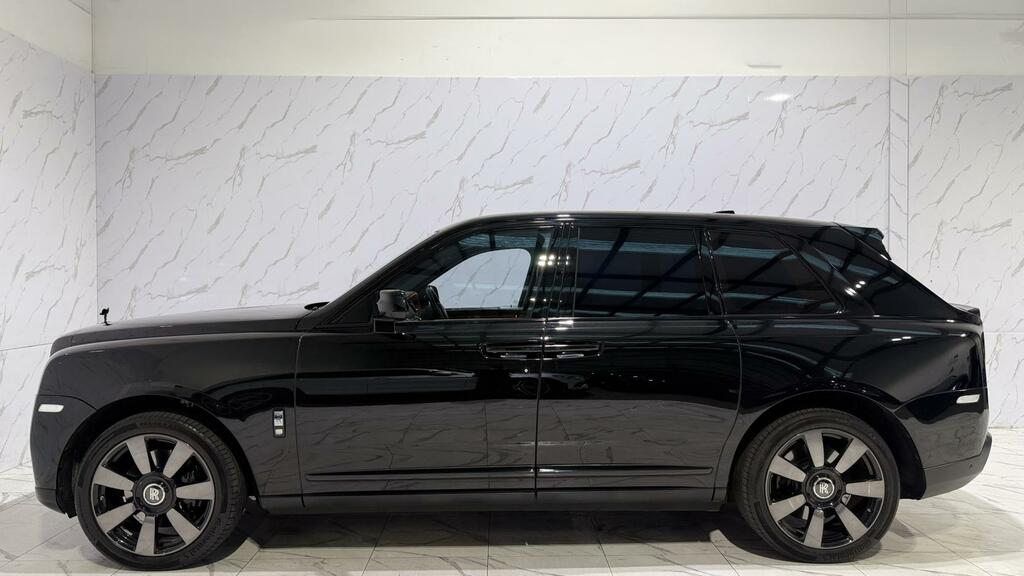 Rolls-Royce Cullinan Black Badge Grey #12