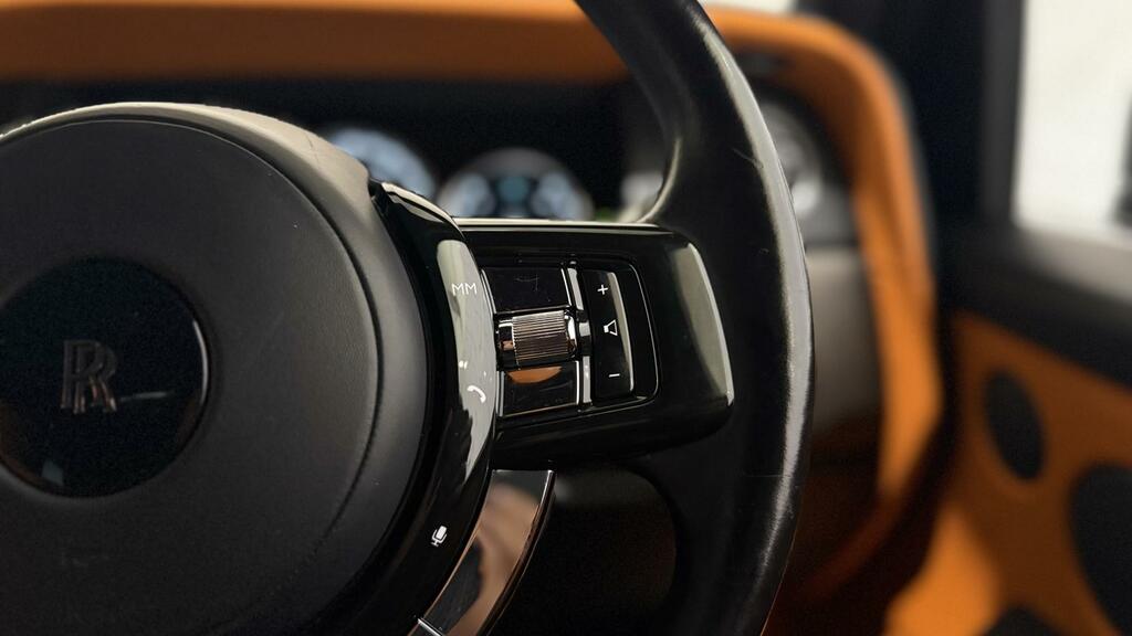 Rolls-Royce Cullinan Black Badge Grey #33