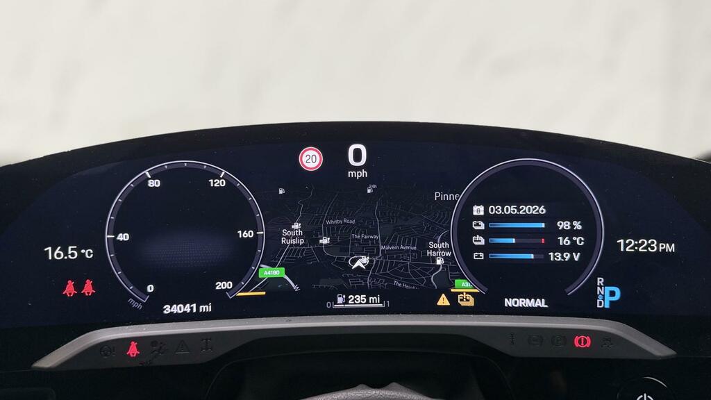 Porsche Taycan Performance Plus 93.4Kwh Saloon LY71CKG Black #5