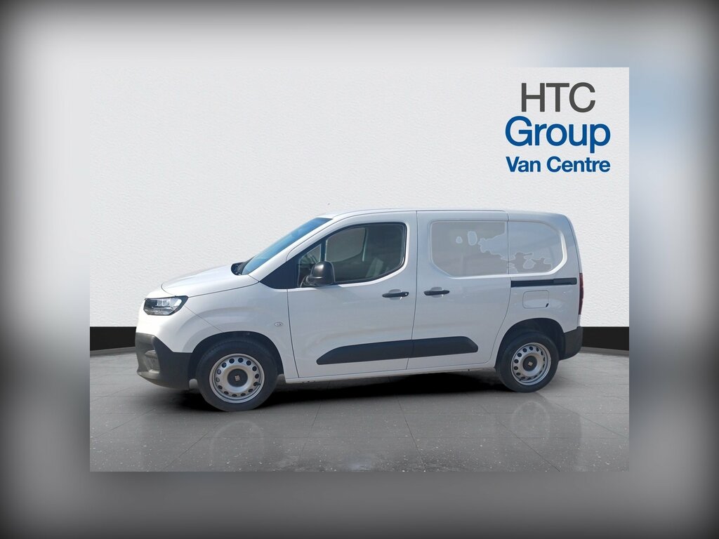 Fiat Doblo 1.5 Multijet3 1000Kg Plus Panel Van Man White #4