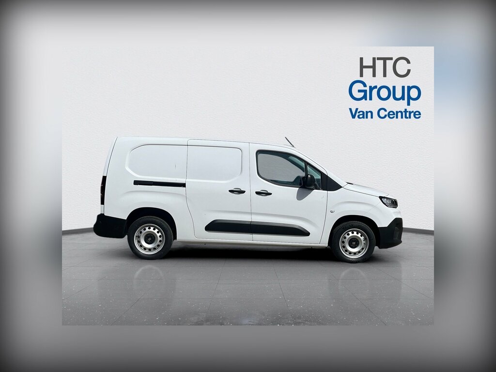 Fiat Doblo 1.5 Multijet3 1000Kg Plus Panel Van 6Dr Man White #2