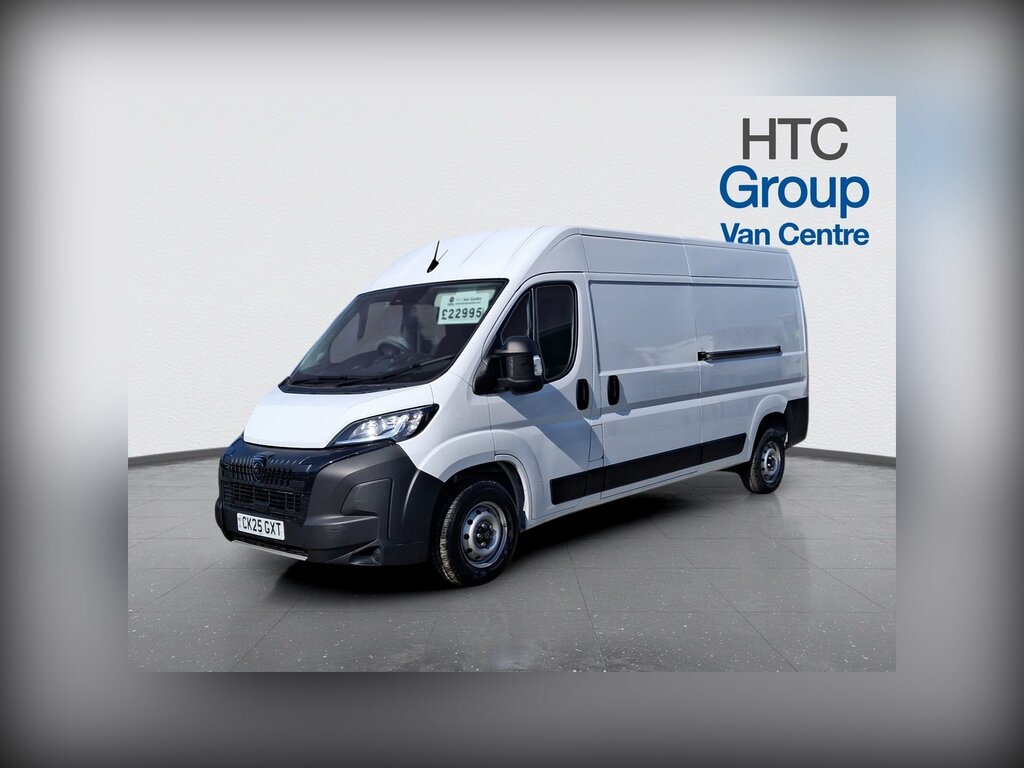 Peugeot Boxer 2.2 Bluehdi 335 Professional Panel Van White