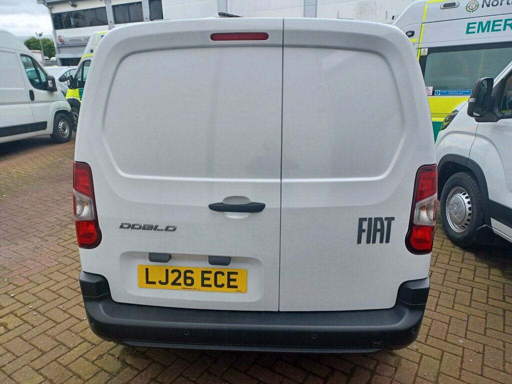 Fiat Doblo 1.5 Multijet3 1000Kg Panel Van Plus Man LJ26ECE White #5