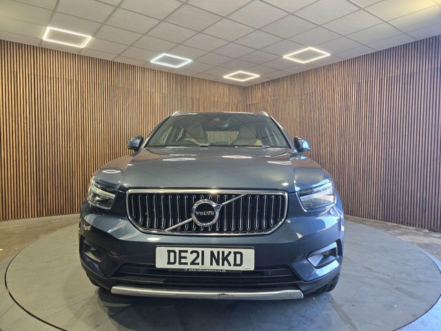Volvo XC40 1.5 T3 Inscription Pro Euro 6 Ss DE21NKD Blue #2