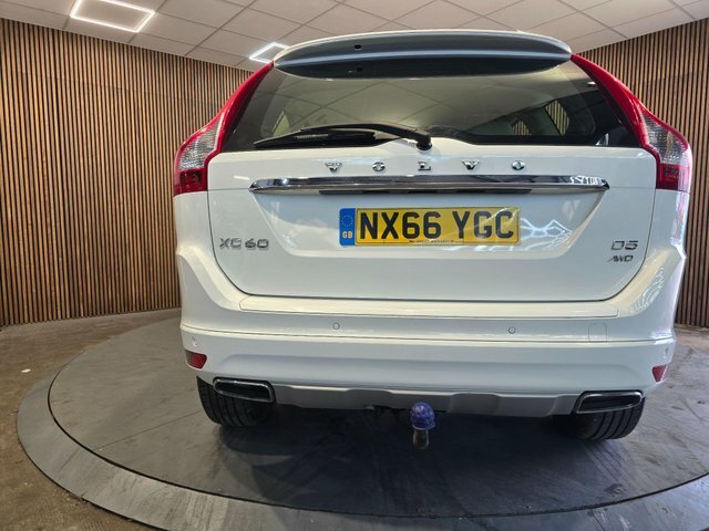 Volvo XC60 2.4 D5 Se Lux Nav Awd Euro 6 Ss White #4