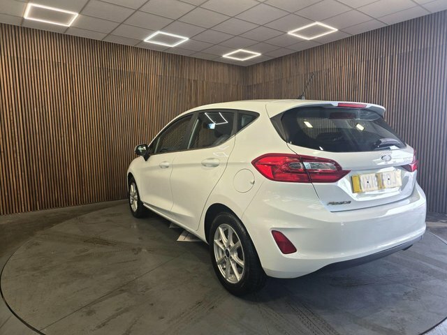Ford Fiesta 1.1 Ti-vct Zetec Euro 6 Ss NX18POJ White #4