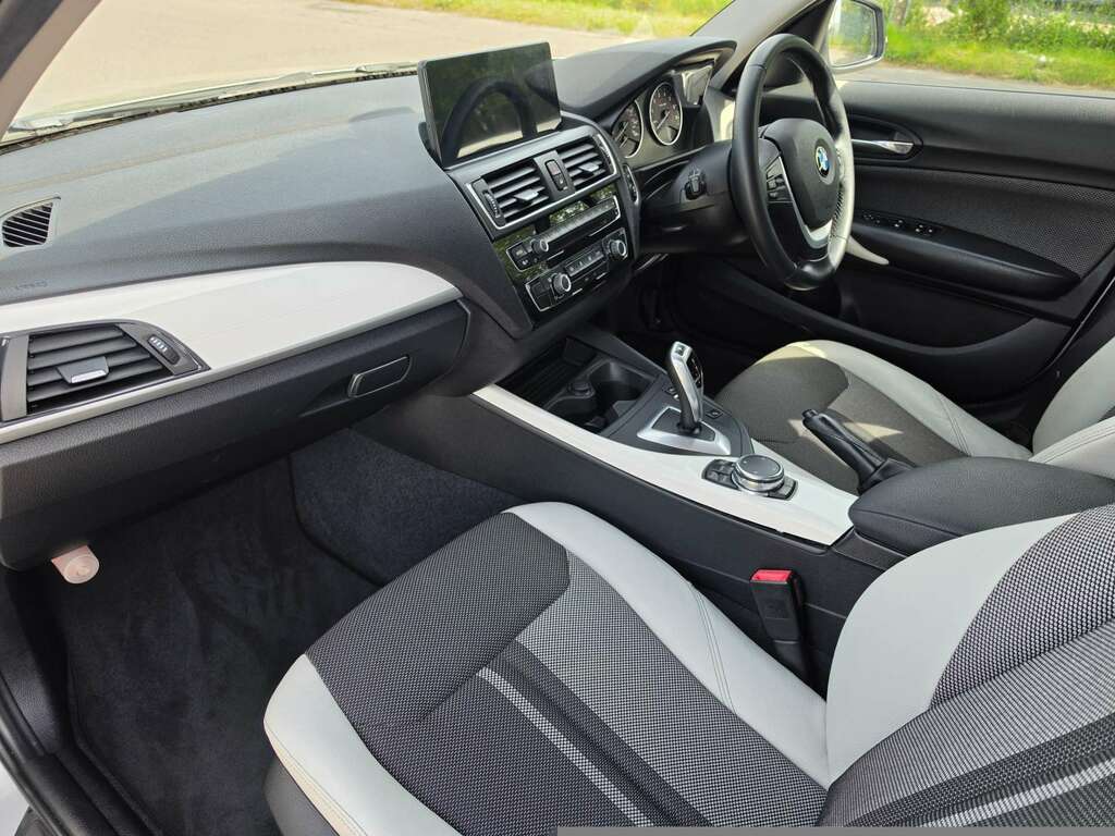 BMW 1 Series 1.5 Sport Euro 6 Ss CN65ELH Silver #2