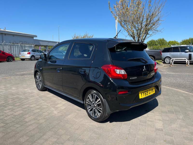 Mitsubishi Mirage 1.2 4 Cvt - 2019 69 Black #4