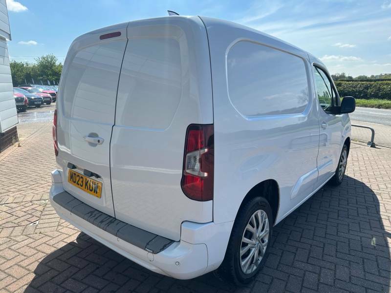 Citroen Berlingo 1.5 Bluehdi 650Kg Driver Edition 100Ps 6 Speed Ss MD23KUW White #3