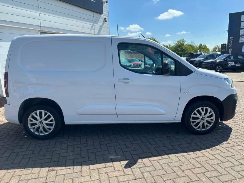 Citroen Berlingo 1.5 Bluehdi 650Kg Driver Edition 100Ps 6 Speed Ss MD23KUW White #2