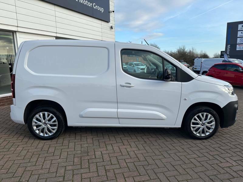 Citroen Berlingo 1.5 Bluehdi 650Kg Driver Edition 100Ps 6 Speed Ss MD23KUA White #2