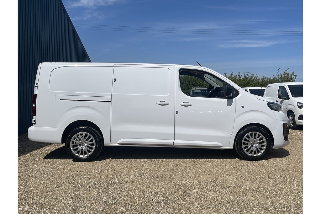 Peugeot Expert Bluehdi 1000 Asphalt Premium 2023 U2459 Ulez MK73ZMO White #4