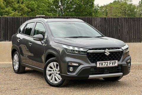 Suzuki S Cross 2023 72 Motion