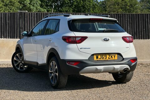 Kia Stonic 2019 69 2 WJ69ZKY  #2